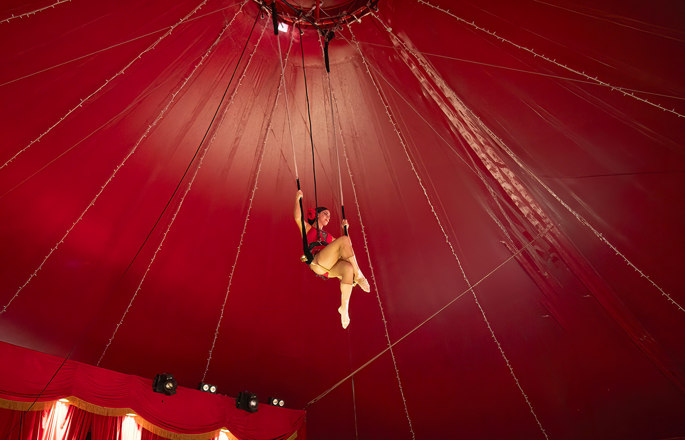 AN ENCHANTING CIRCUS - Lorenzo Foddai